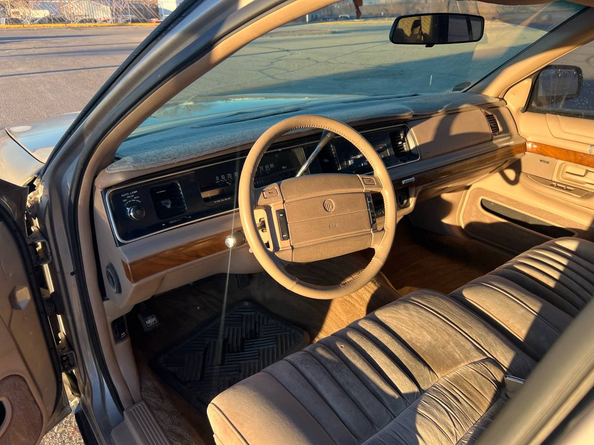 Mercury-grand-marquis-ls-1994-grey-7