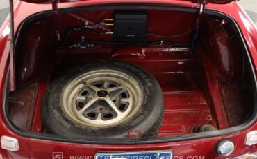 Mg-Mgb-1974-Maroon-Black-ampamp-Red-11