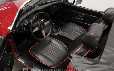 Mg-Mgb-1974-Maroon-Black-ampamp-Red-13