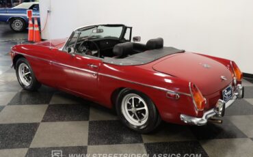 Mg-Mgb-1974-Maroon-Black-ampamp-Red-15