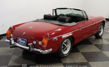 Mg-Mgb-1974-Maroon-Black-ampamp-Red-17