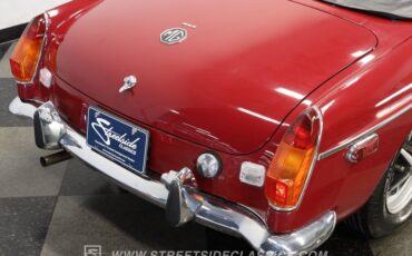 Mg-Mgb-1974-Maroon-Black-ampamp-Red-28