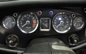 Mg-Mgb-1974-Maroon-Black-ampamp-Red-3