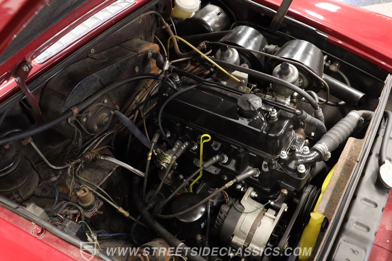 Mg-Mgb-1974-Maroon-Black-ampamp-Red-35