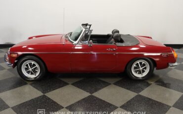 Mg-Mgb-1974-Maroon-Black-ampamp-Red-43