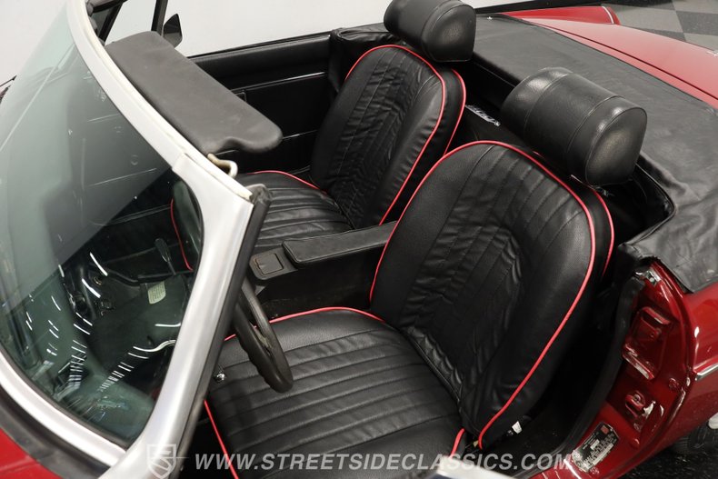 Mg-Mgb-1974-Maroon-Black-ampamp-Red-7