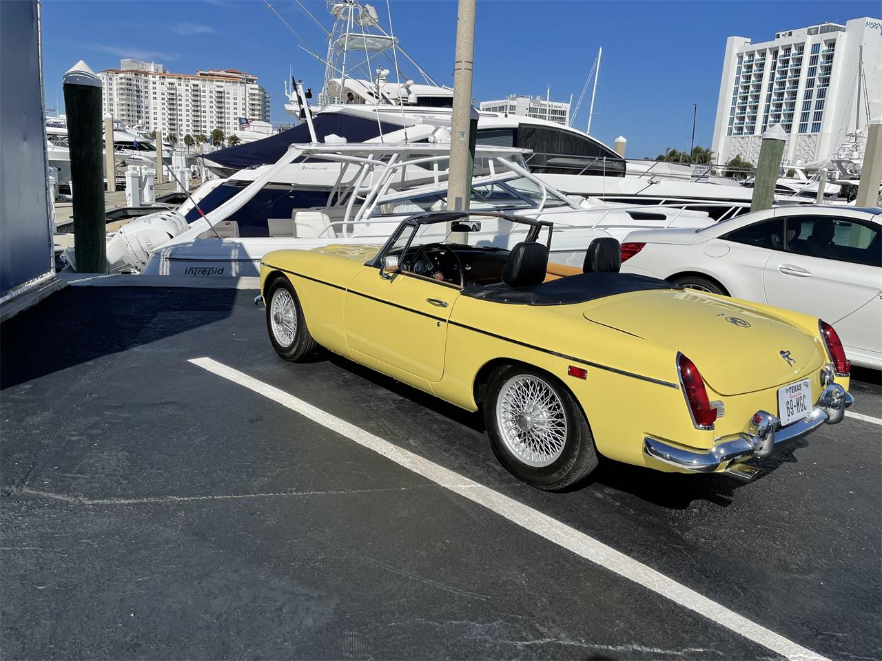 Mg-Mgc-1969-Yellow-Black-11