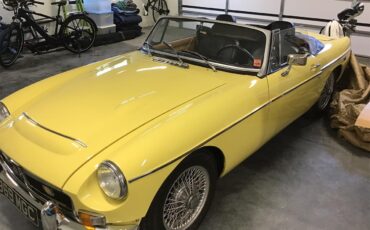 Mg-Mgc-1969-Yellow-Black-2