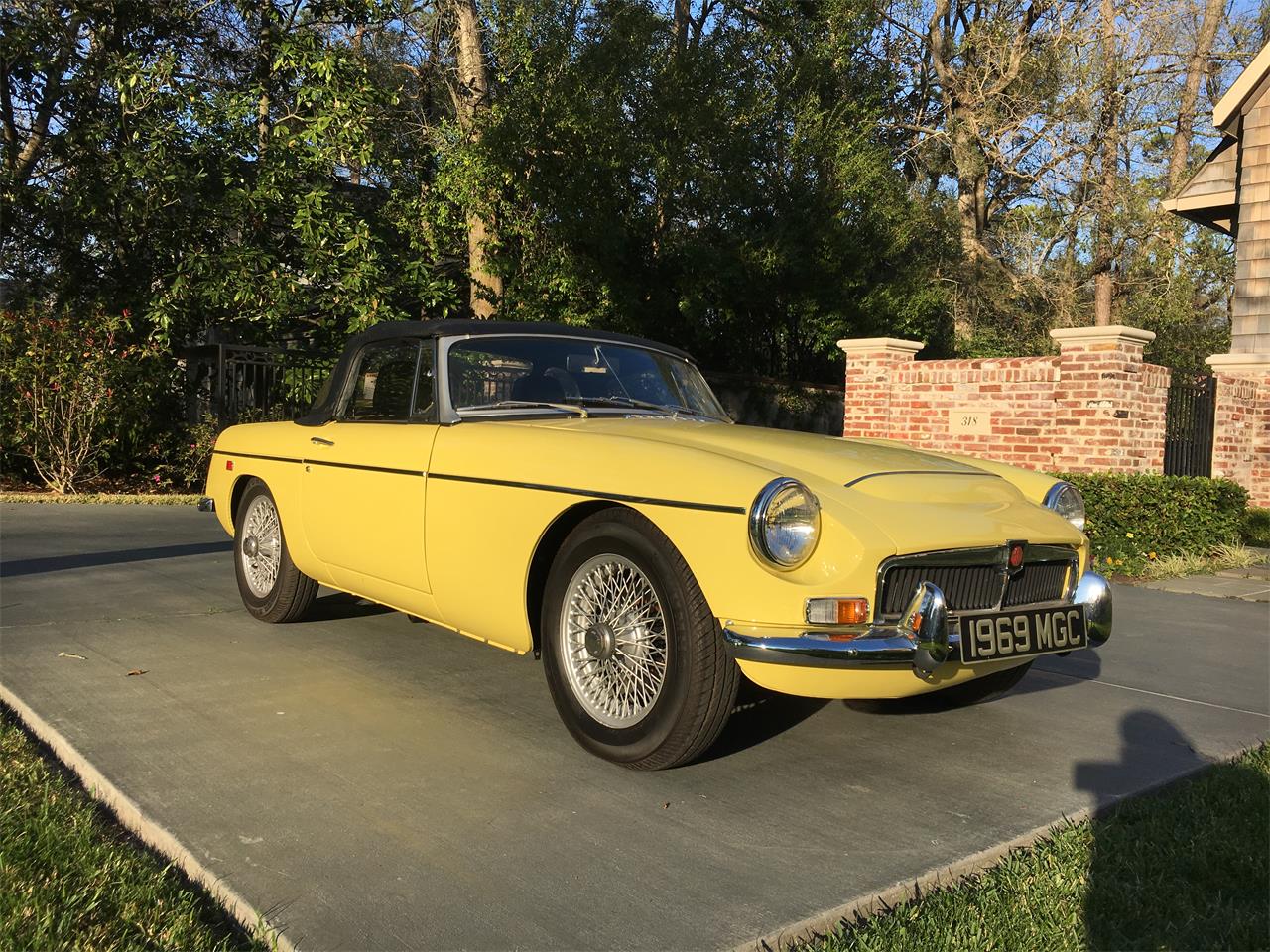 Mg-Mgc-1969-Yellow-Black-7