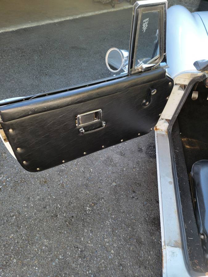 Mg-mgb-1963-white-12