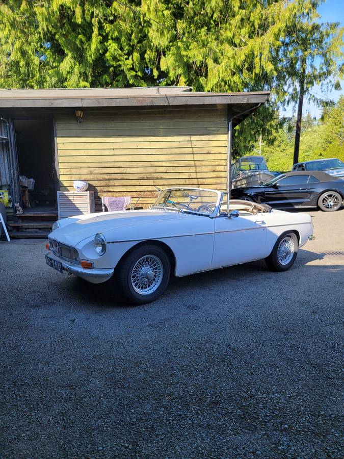 Mg-mgb-1963-white-4