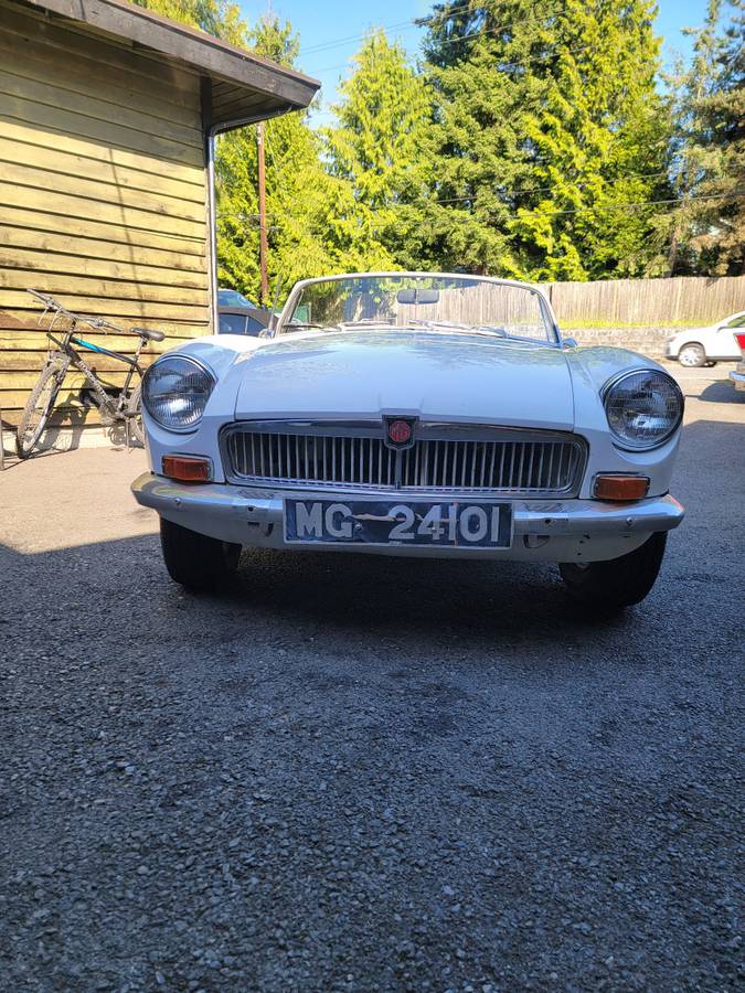 Mg-mgb-1963-white