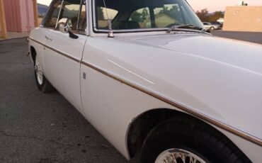 Mg-mgb-gt-1970-white-11
