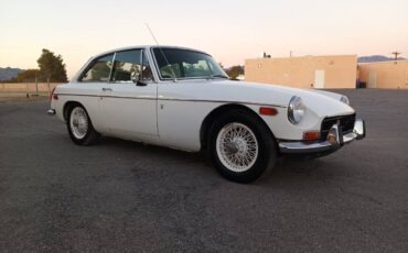 Mg-mgb-gt-1970-white-12