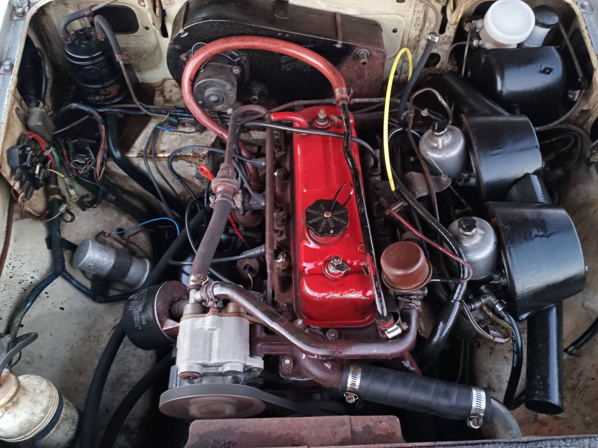 Mg-mgb-gt-1970-white-19