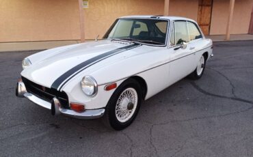 Mg-mgb-gt-1970-white-3