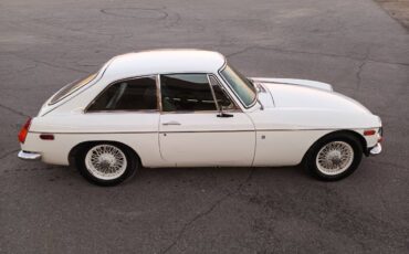 Mg-mgb-gt-1970-white-8