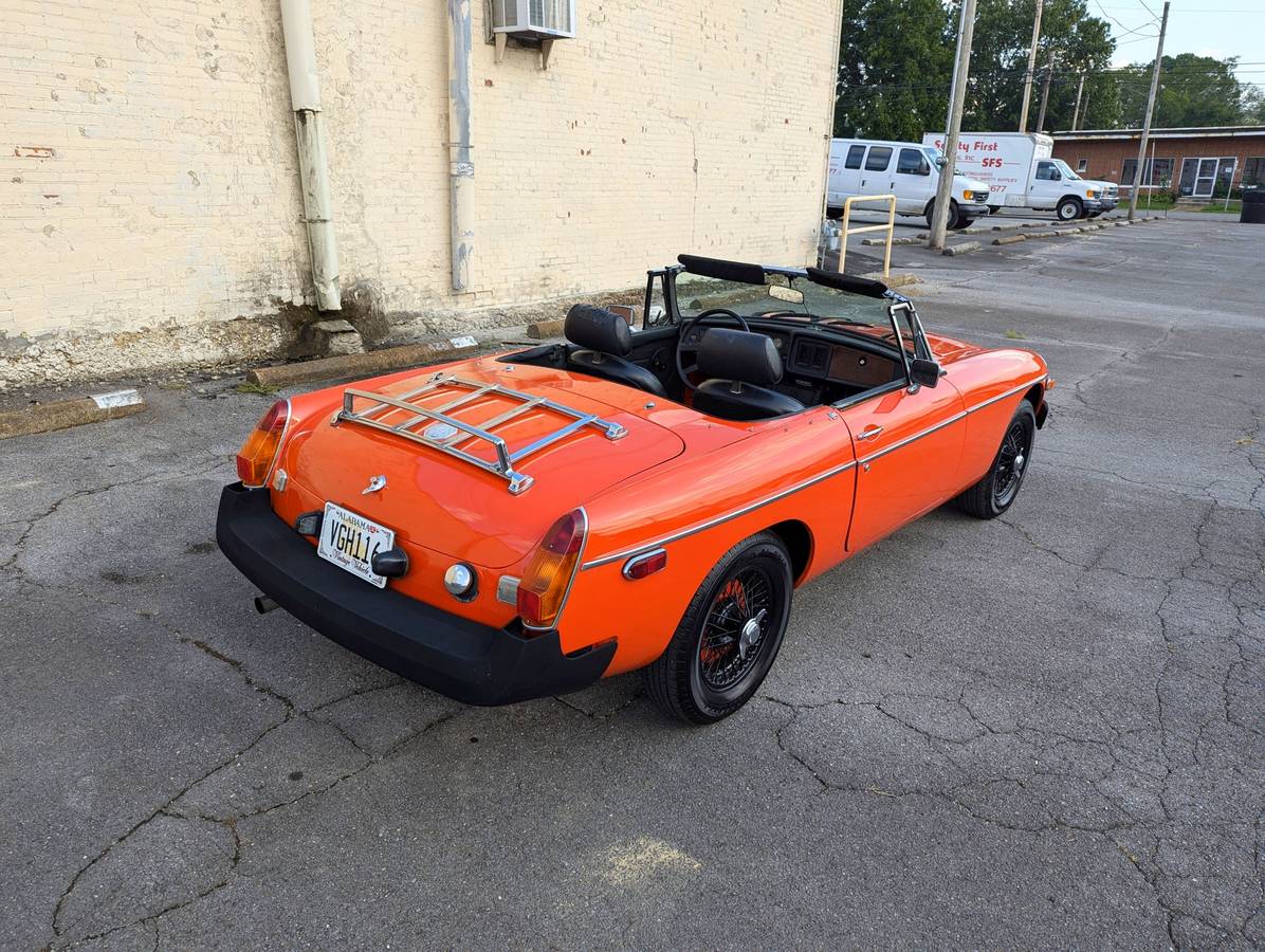 Mg-mgb-roadster-1978-orange-20
