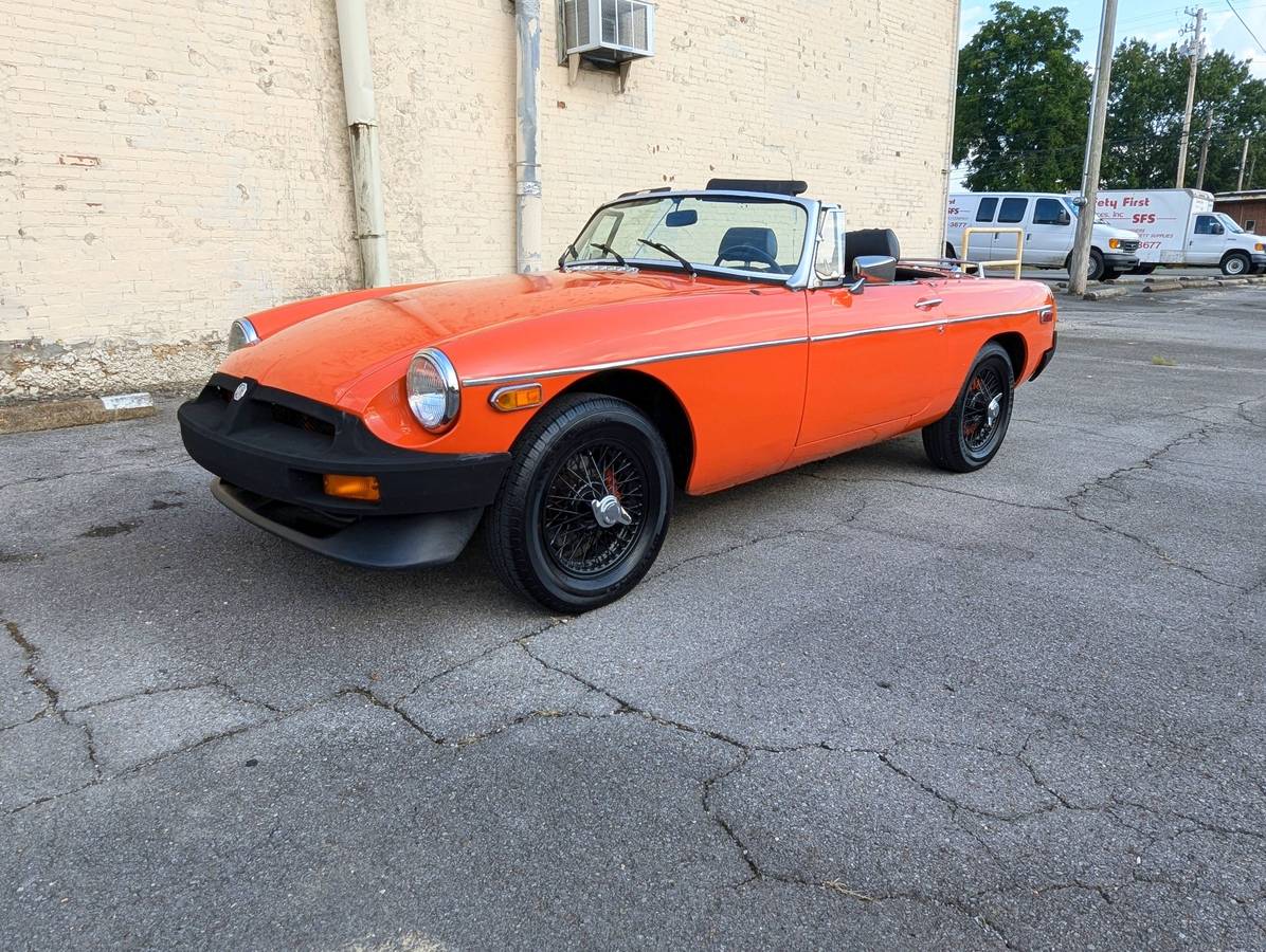 Mg-mgb-roadster-1978-orange-23