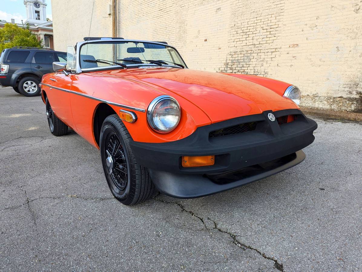Mg-mgb-roadster-1978-orange-24
