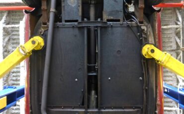 Mga-roadster-1956-red-19