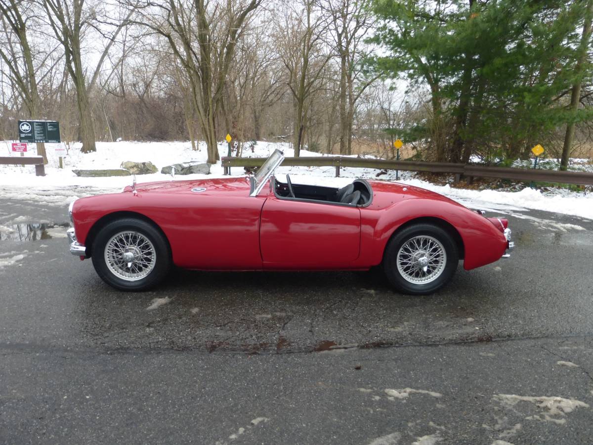 Mga-roadster-1956-red-3