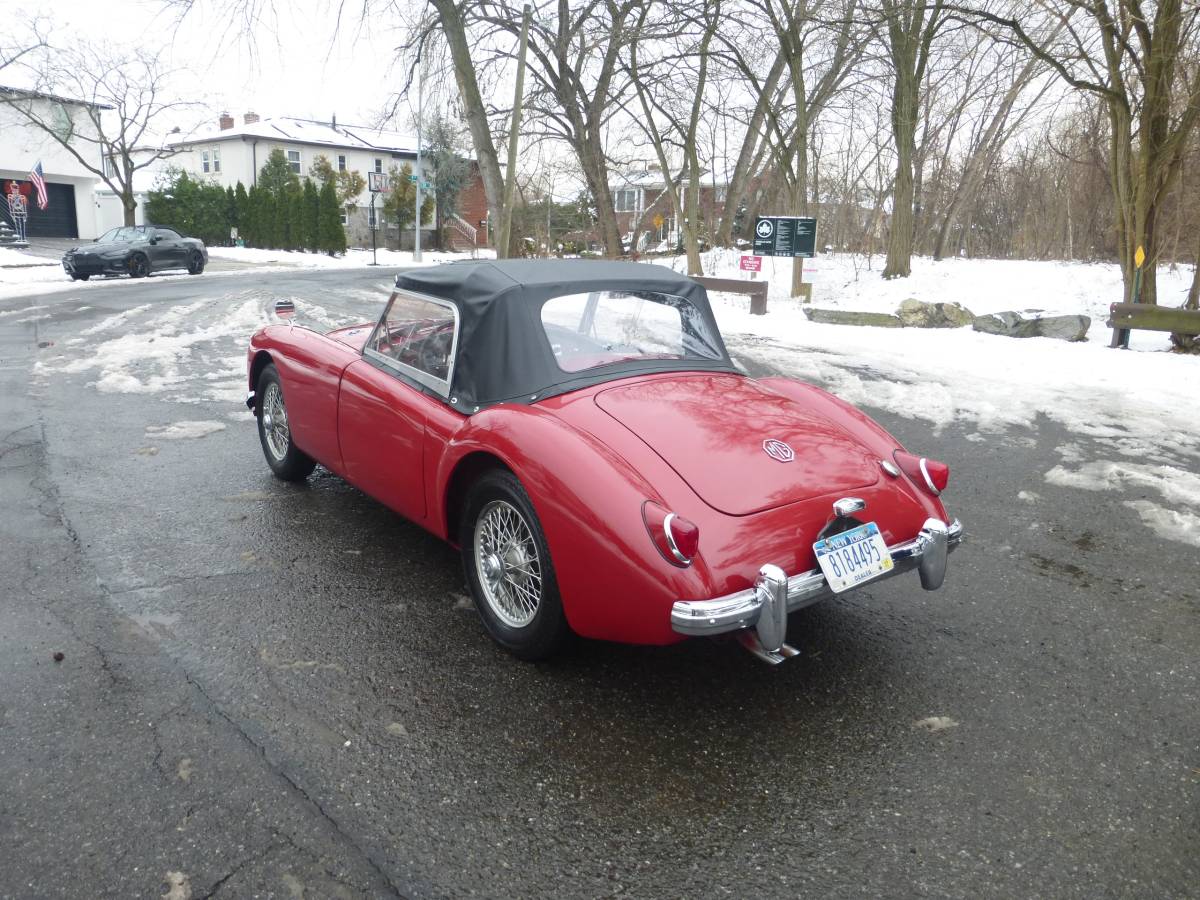Mga-roadster-1956-red-4