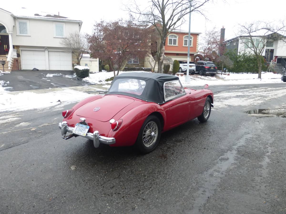 Mga-roadster-1956-red-5