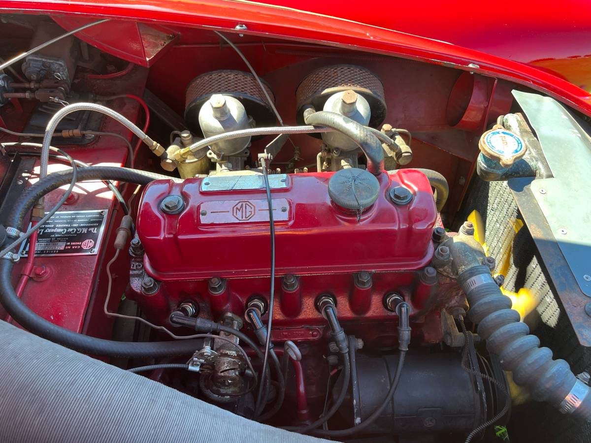 Mga-roadster-1957-red-4