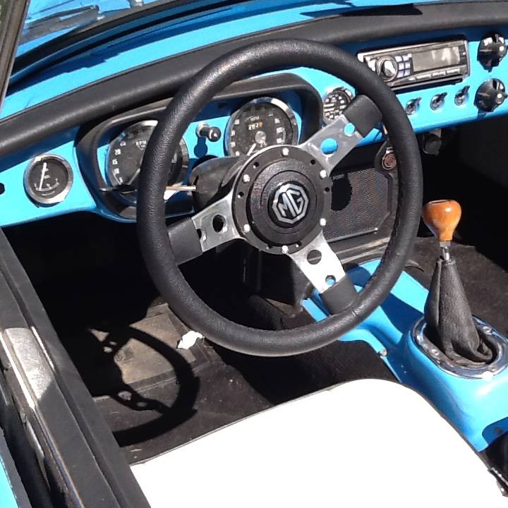 Mgb-1963-blue-7