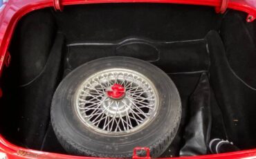 Mgb-convertible-1970-red-10