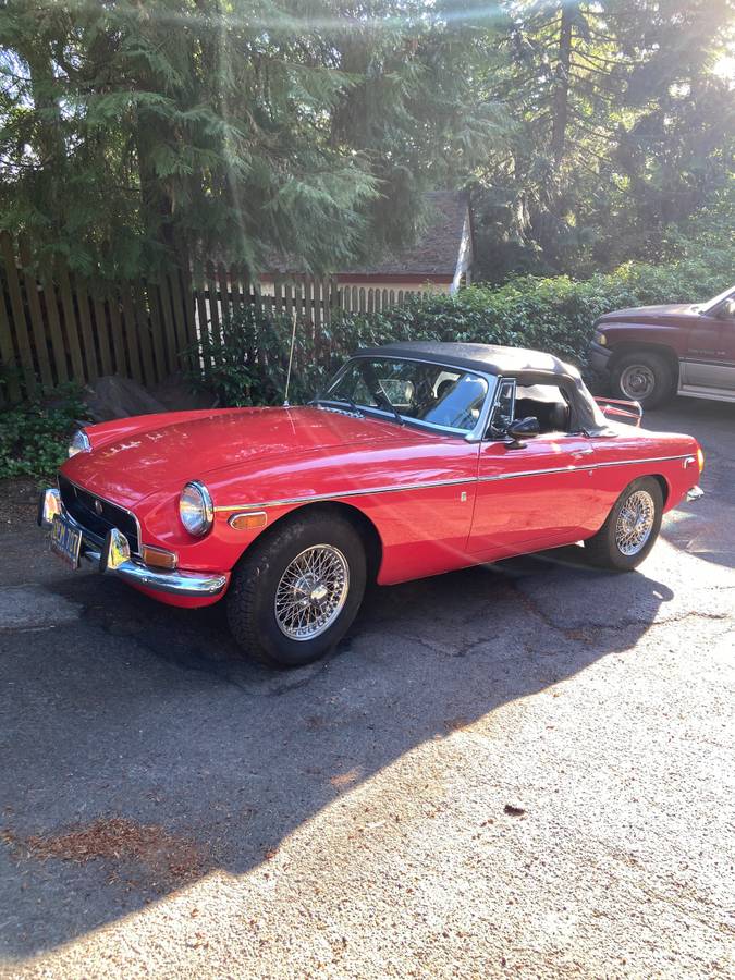 Mgb-convertible-1970-red-16