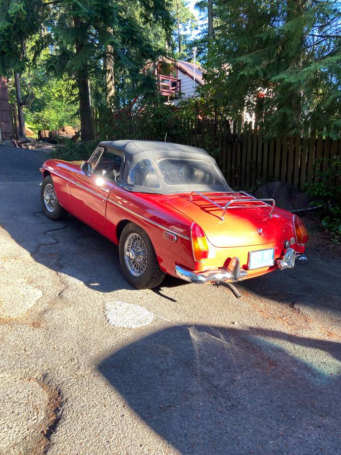 Mgb-convertible-1970-red-17