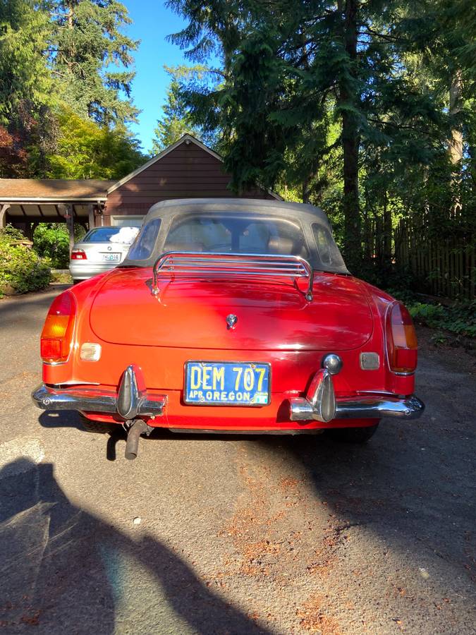Mgb-convertible-1970-red-18