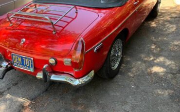 Mgb-convertible-1970-red-4