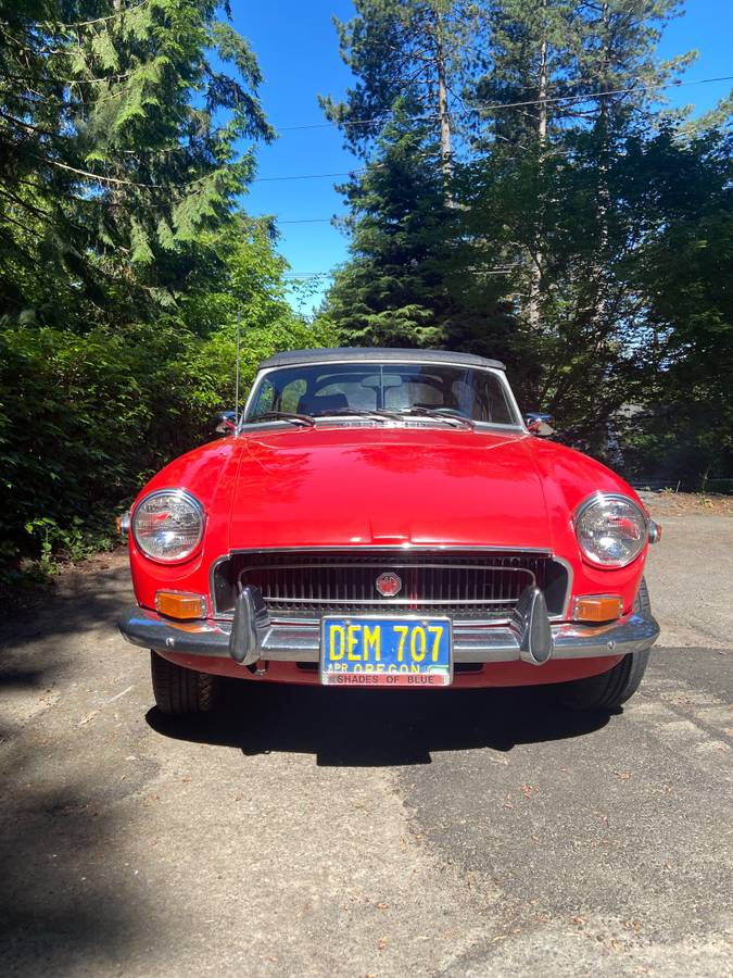 Mgb-convertible-1970-red-9