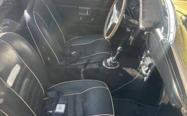 Mgb-convertible-1970-yellow-4