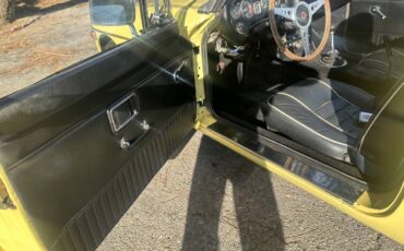 Mgb-convertible-1970-yellow-8