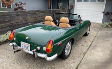 Mgb-convertible-1972-green-1