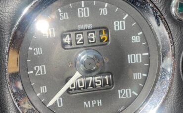 Mgb-convertible-1972-green-11