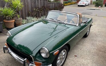 Mgb-convertible-1972-green-5