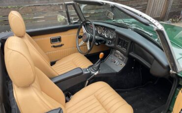 Mgb-convertible-1972-green-6
