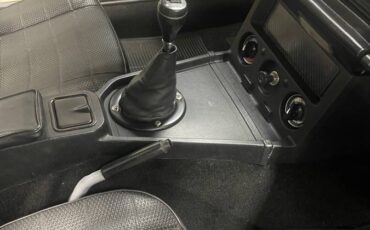 Mgb-convertible-1978-silver-12