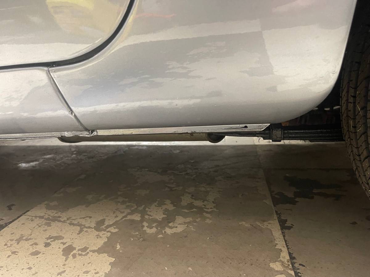 Mgb-convertible-1978-silver-5