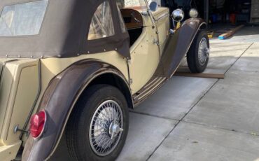 Mgb-convertible-1979-4