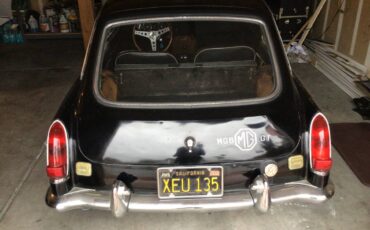 Mgb-gt-1968-black-1