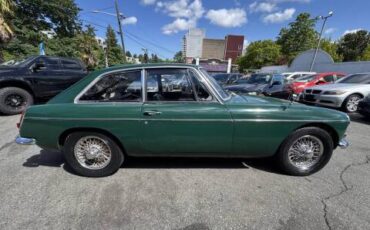 Mgb-gt-1968-green-4