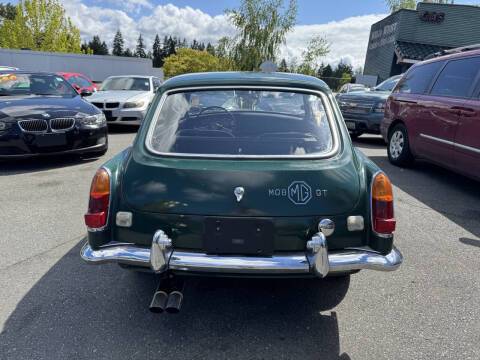 Mgb-gt-1968-green