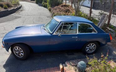 Mgb-gt-1972-blue-3