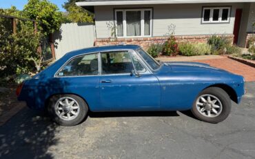 Mgb-gt-1972-blue